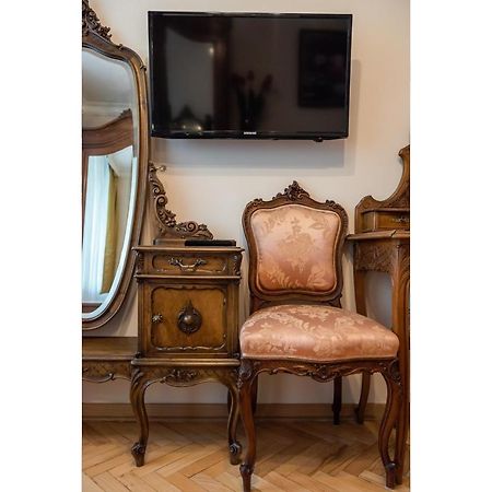 Downtown Antique Apartment Βαρσοβία Εξωτερικό φωτογραφία