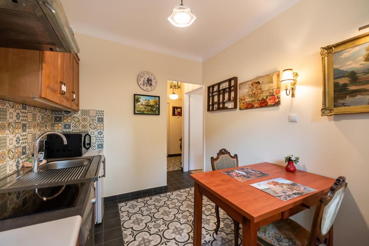 Downtown Antique Apartment Βαρσοβία Εξωτερικό φωτογραφία