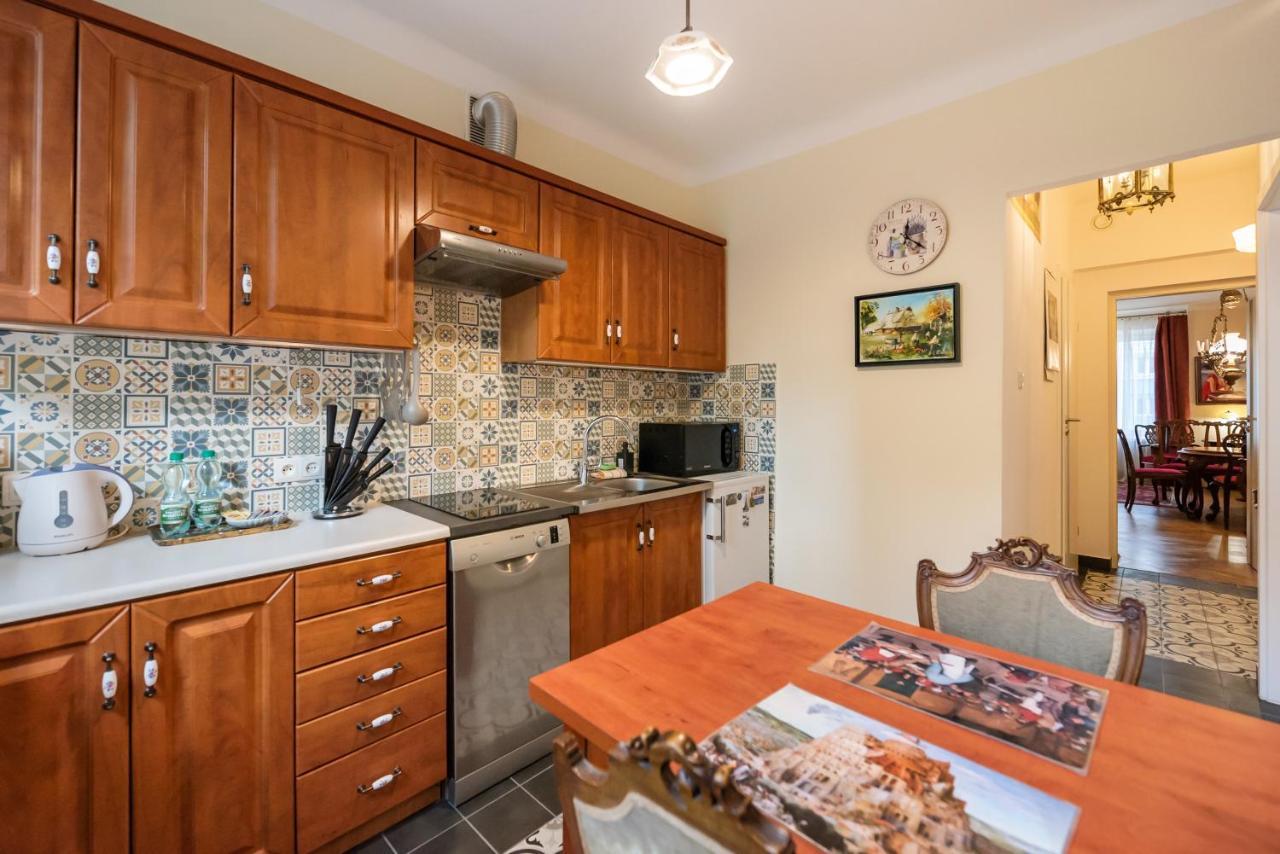Downtown Antique Apartment Βαρσοβία Εξωτερικό φωτογραφία