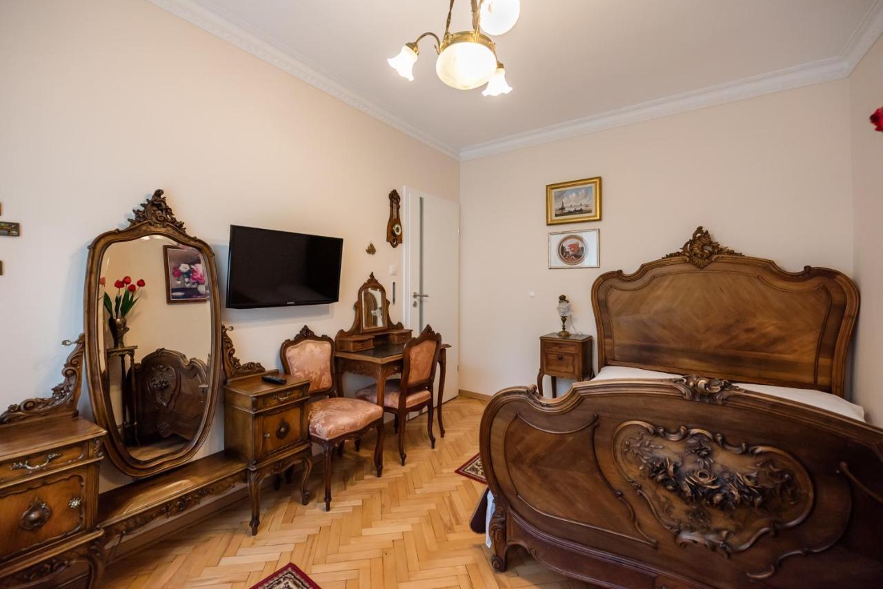 Downtown Antique Apartment Βαρσοβία Εξωτερικό φωτογραφία