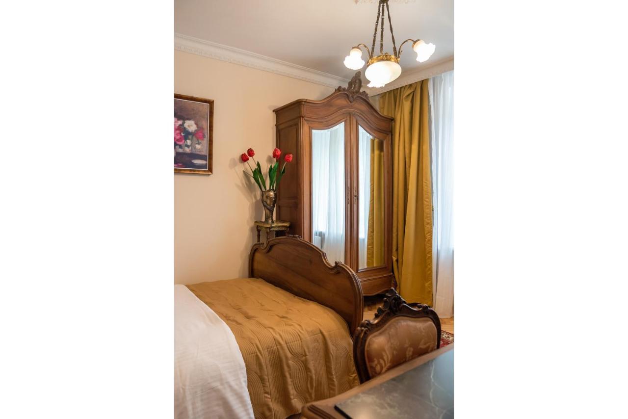 Downtown Antique Apartment Βαρσοβία Εξωτερικό φωτογραφία