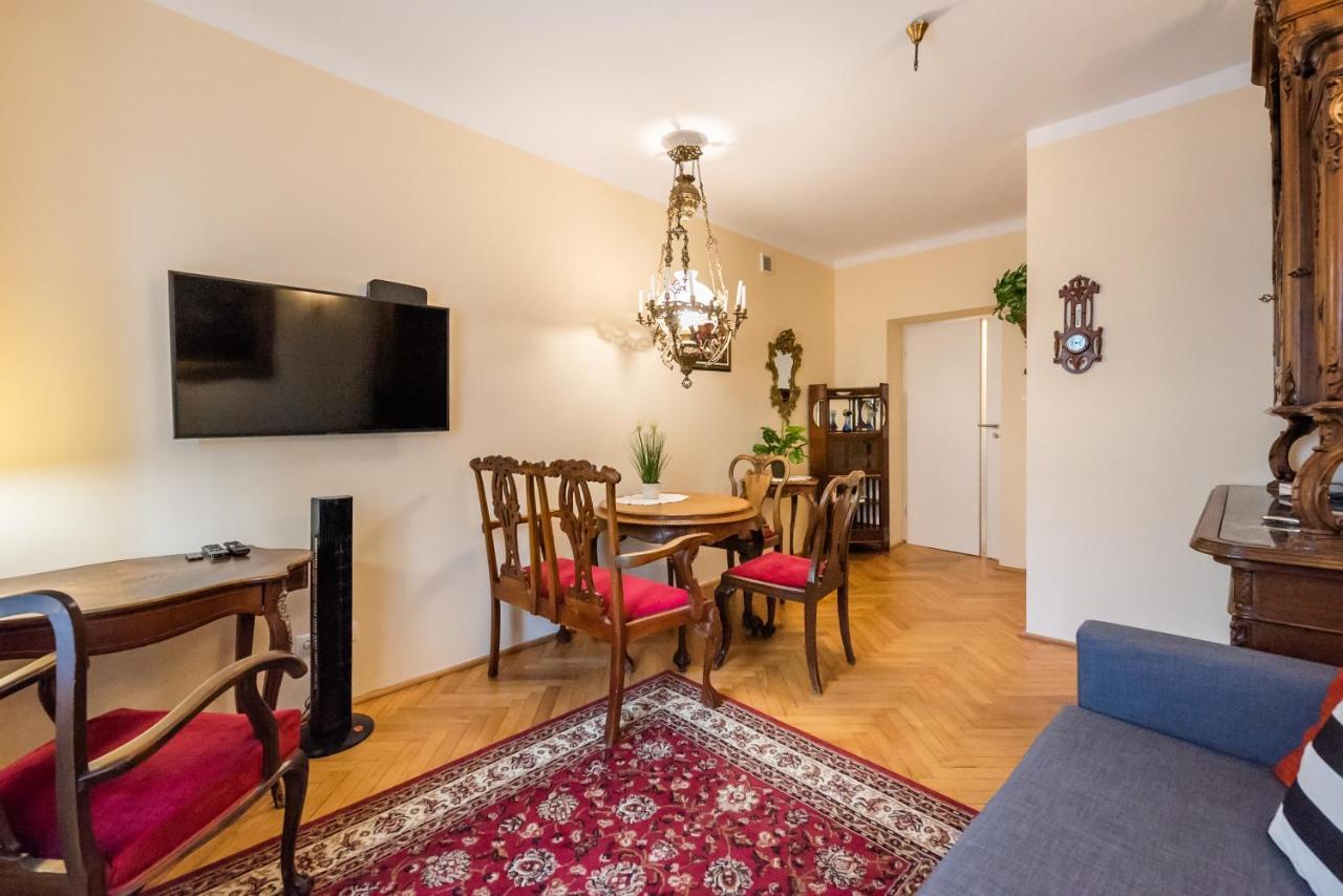 Downtown Antique Apartment Βαρσοβία Εξωτερικό φωτογραφία