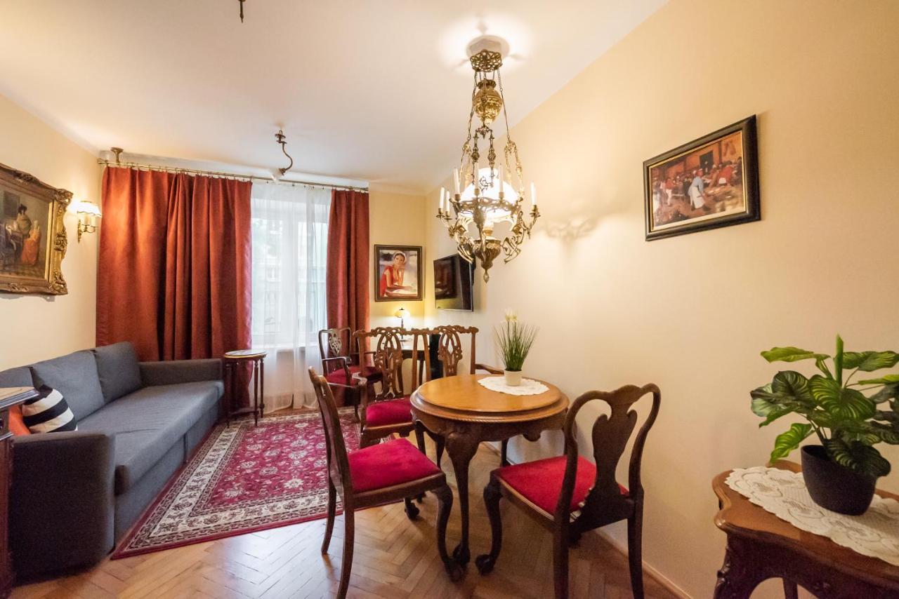 Downtown Antique Apartment Βαρσοβία Εξωτερικό φωτογραφία
