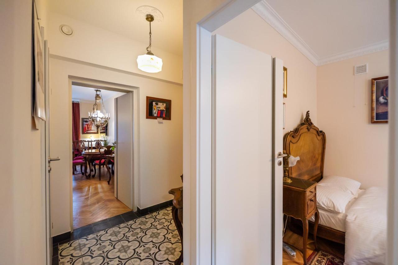 Downtown Antique Apartment Βαρσοβία Εξωτερικό φωτογραφία